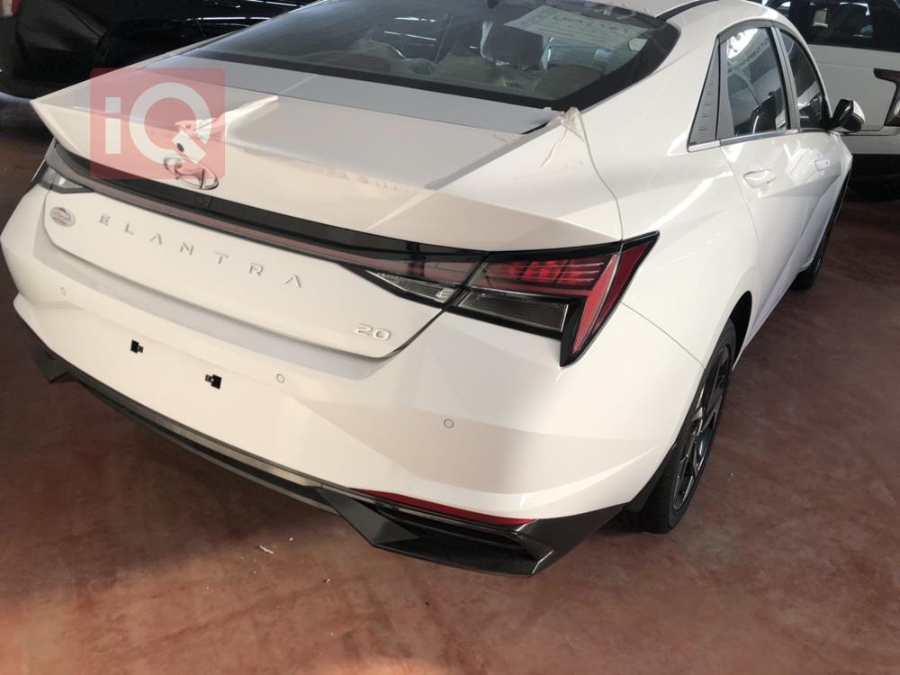 هیوندای ئەلەنترا